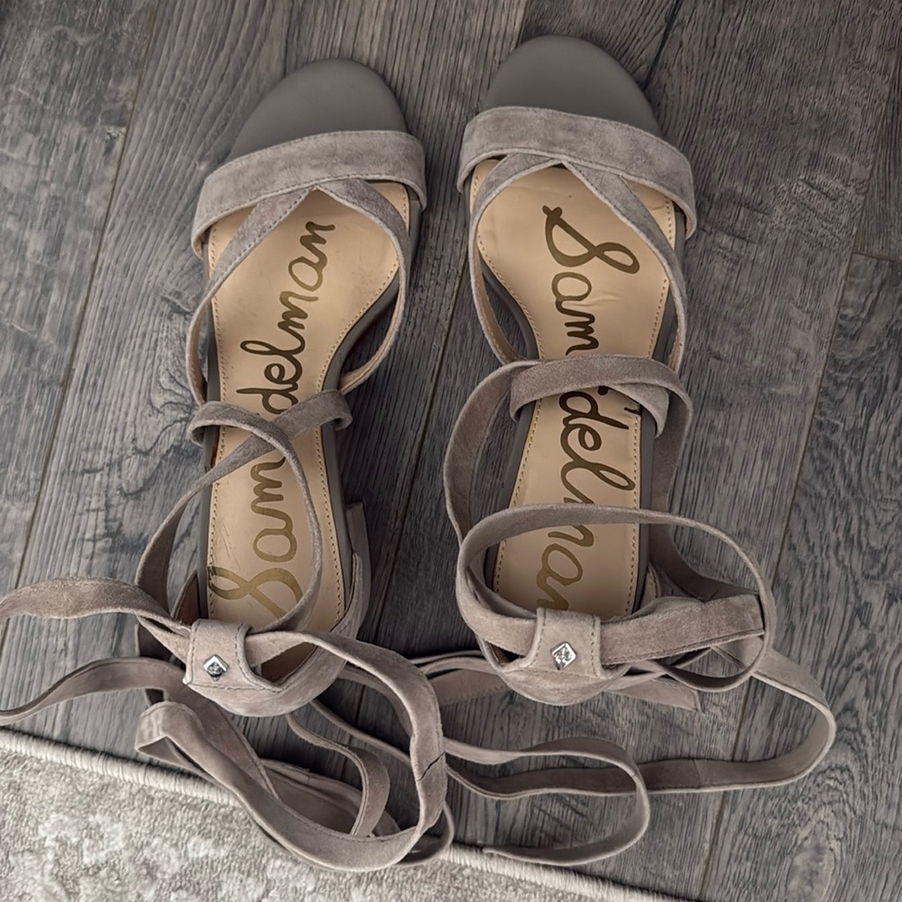 Never worn Sam Edelman grey gladiator block heels